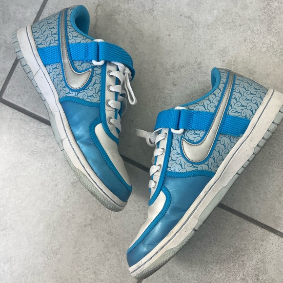 Blue Nike Vandal Low - 6Y/Women’s 7.5 - Picture 3 of 5